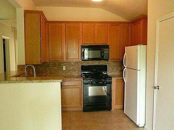 2nd image of 11027 Grassyglen Dr