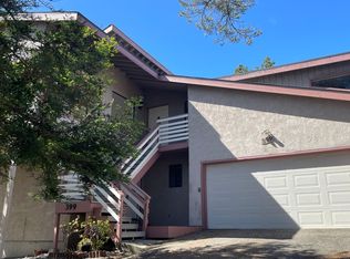 399 Wellington St, Cambria, CA 93428