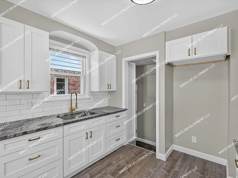 16836 Rutherford St — Photo 4