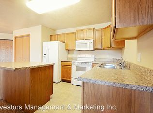 3700 2nd St NE APT 104, Minot, ND 58703