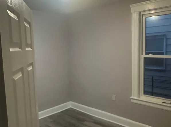 315 Glenwood Ave Floor 1, East Orange, NJ 07017