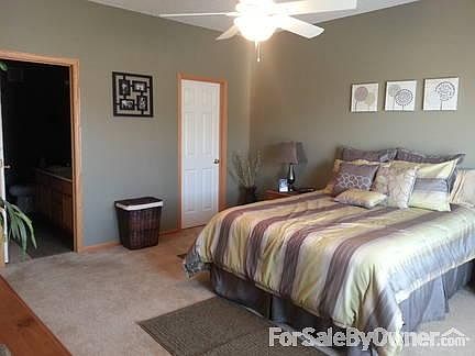 Master Bed/Bath and walk in closet