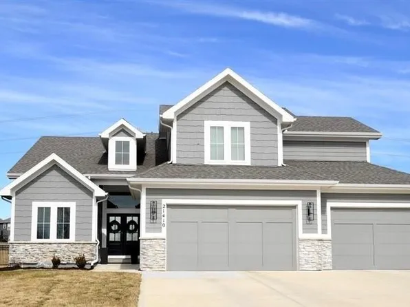 21410 W 189th Ter, Spring Hill, KS 66083