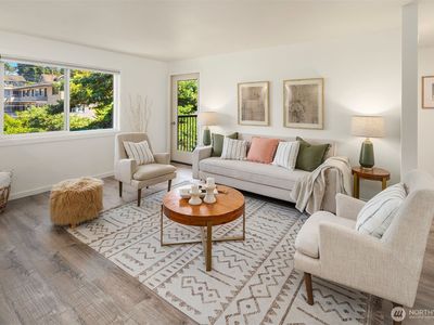 9255 Greenwood Avenue N #35, Seattle, WA, 98103