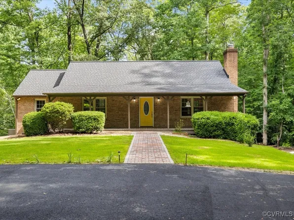 13610 Old Stage Rd, North Prince George, VA 23860