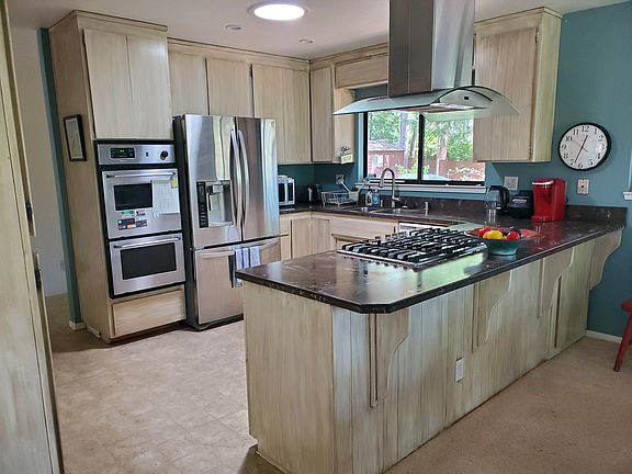 3rd image of 12087 Sunny Slope Dr