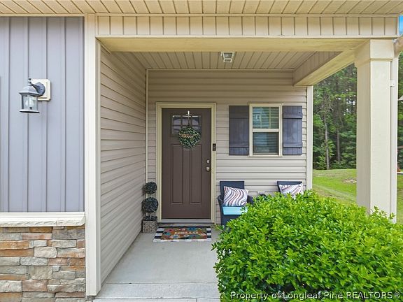 4th image of 1718 Cherry Point Dr