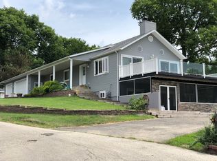 149 Eagle Point Rd, Fox Lake, IL 60020