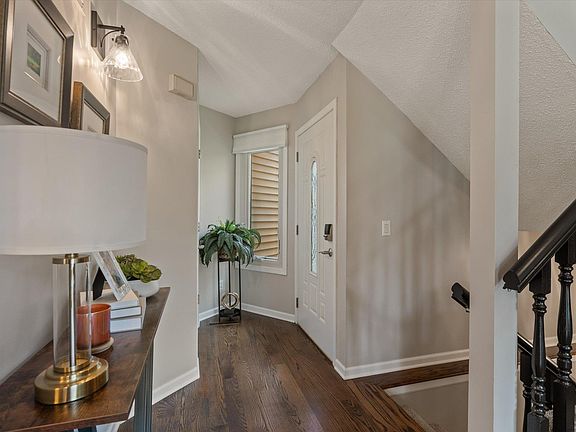 3rd image of 16503 Pretty View Ct