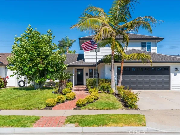17722 Collins Cir, Huntington Beach, CA 92647