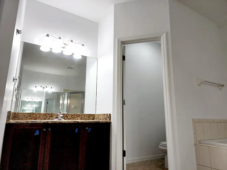 8184 SW 73rd Ln — Photo 24