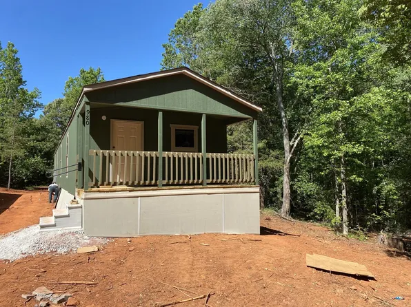 980 Cedar Village Ln, Seneca, SC 29678