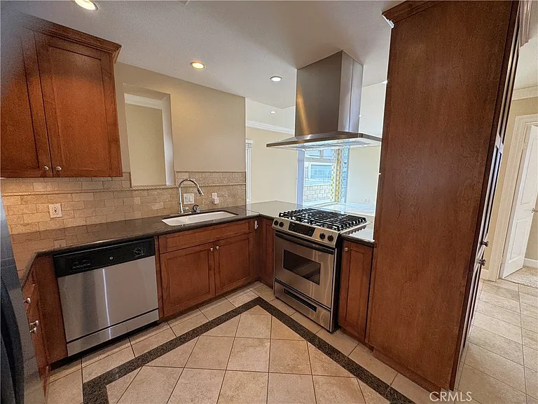 4510A Seashore Dr — Photo 11