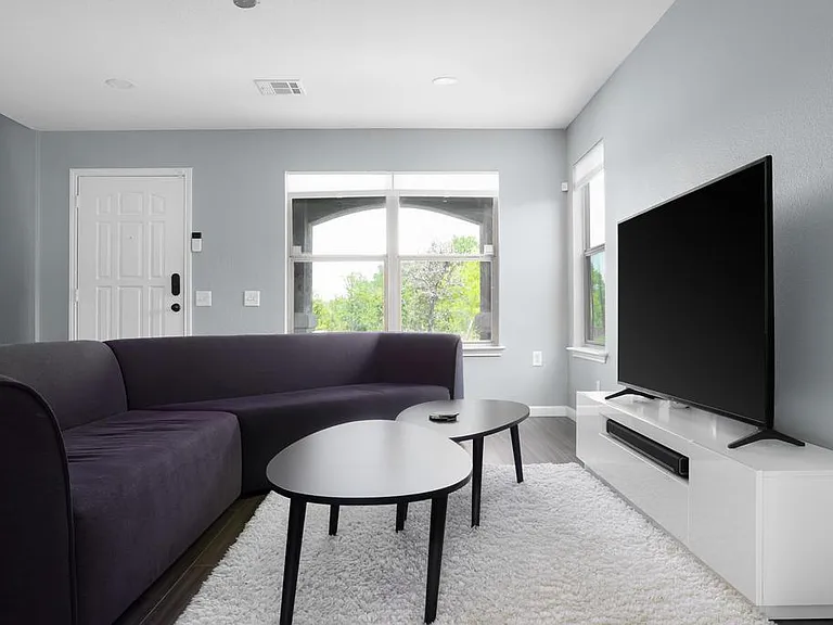 5505 Viewpoint Dr — Photo 1
