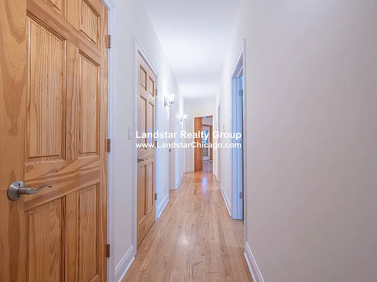 754 W Bittersweet Pl #3 — Photo 10
