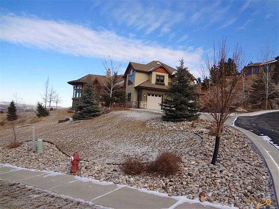 5th image of 2038 Harney Dr