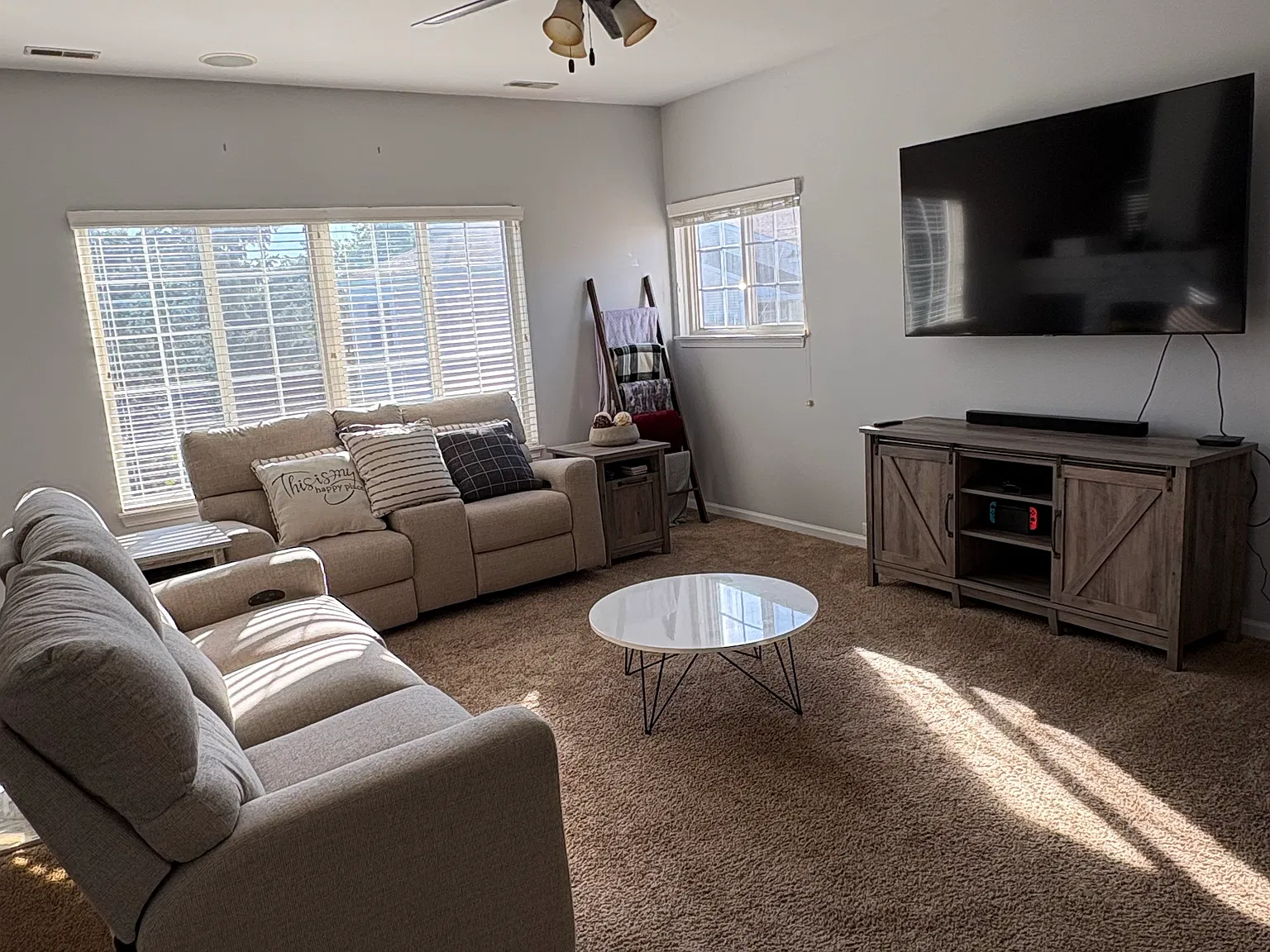 Verde Vista Ct, Elgin — Photo 2