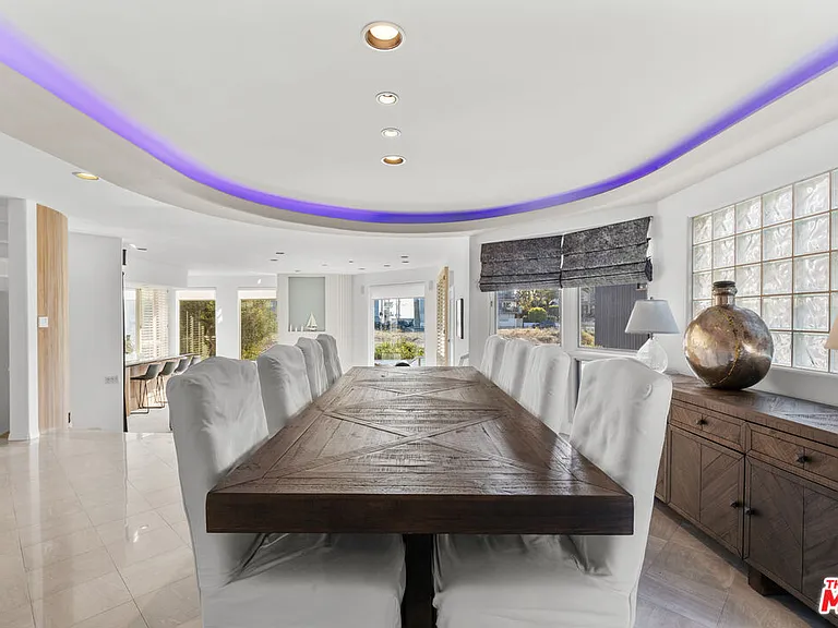 4611 Roma Ct — Photo 9