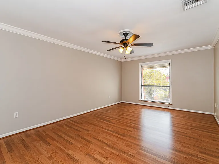 10907 Meadow Lark Cove Dr — Photo 4