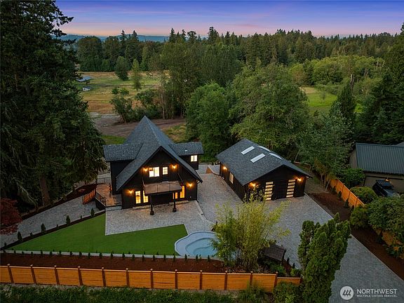 3rd image of 20504 184th Avenue SE