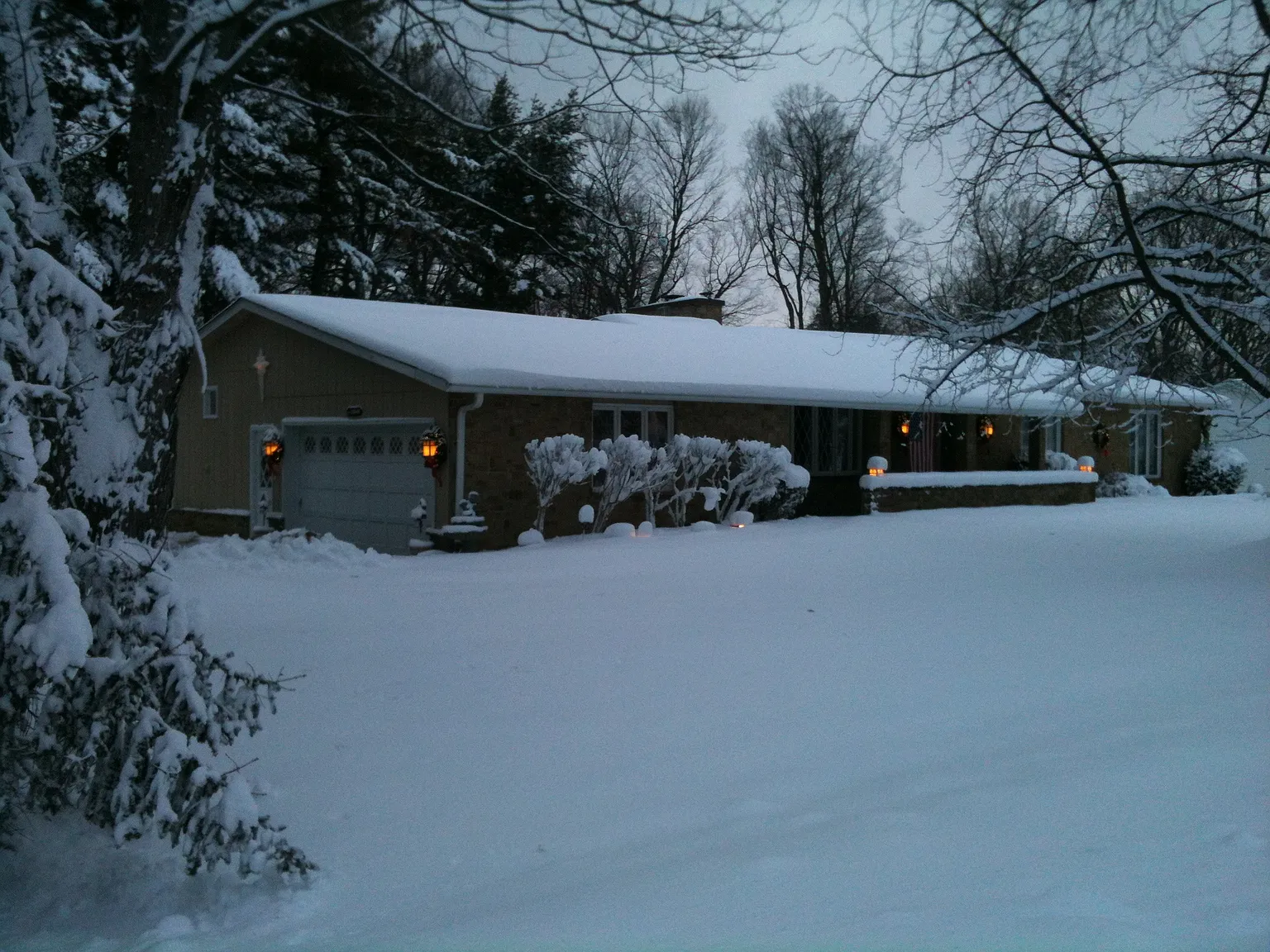 4250 W Craig Dr photo 1