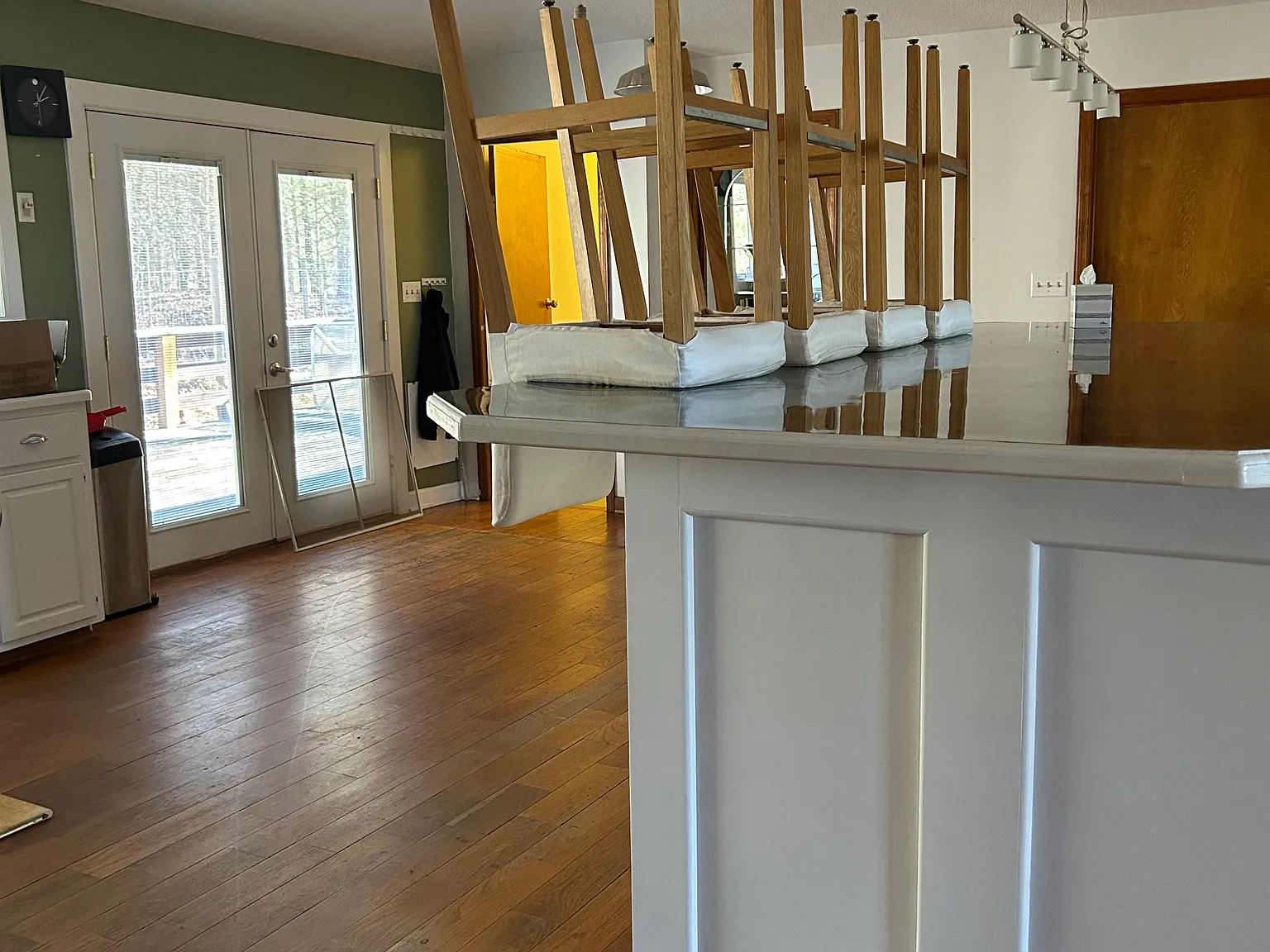 3 bed, 1920 sqft, $1,800 — Photo 3