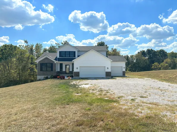 685 Eads Rd, Crittenden, KY 41030