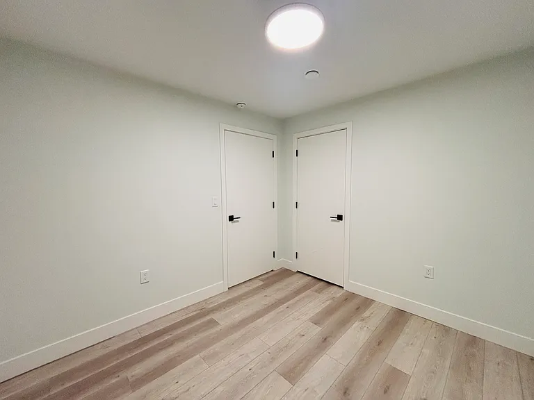 5561 Lancaster St #2 — Photo 9