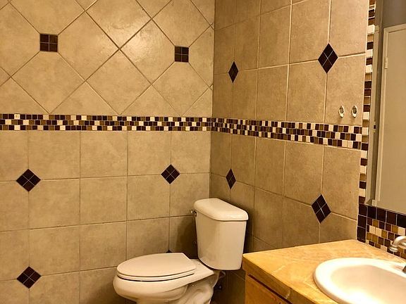 3rd image of 82059 Highland Dr