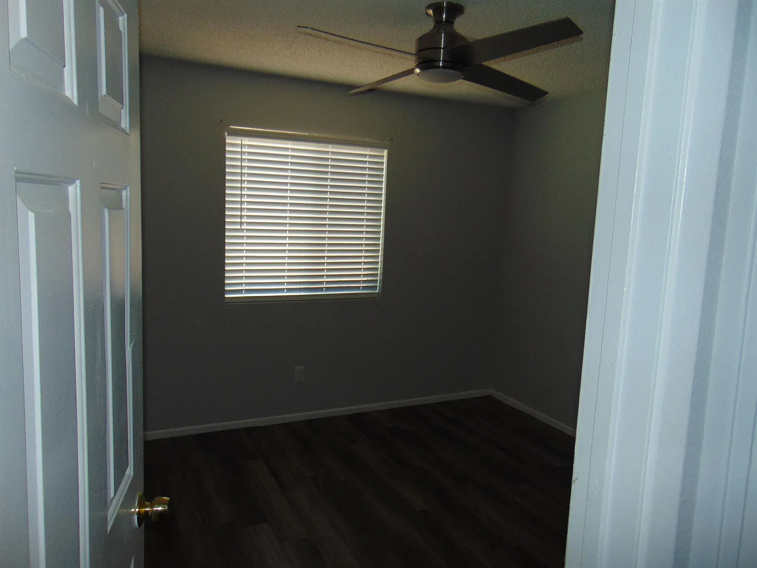 2 bed, 1.0 bath, 700 sqft, $1,100 — Photo 1
