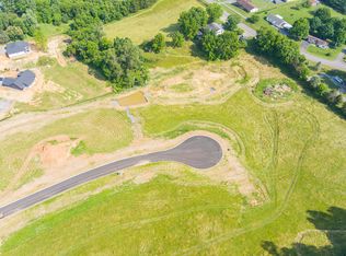 7 Sunset Rd, Johnson City, TN 37615