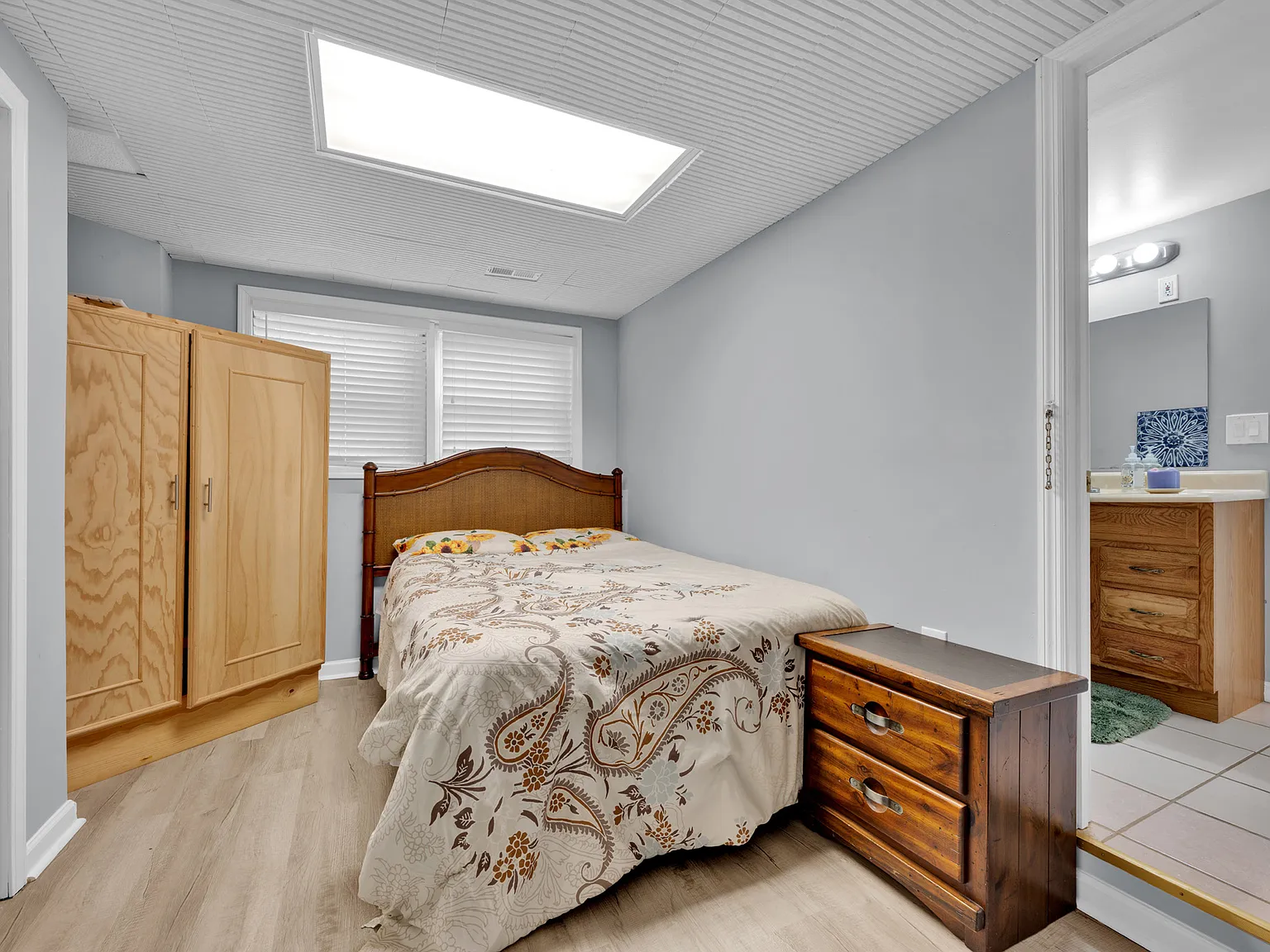 2224 Hawksbury Lane - 1 — Photo 4