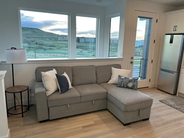 11160 Vibrato Ln, Lone Tree, CO 80124