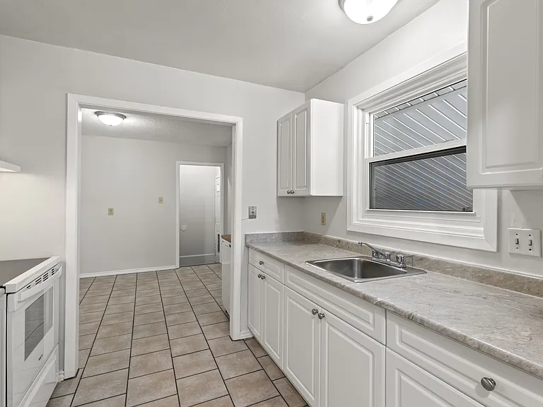 477 Rippleton Rd — Photo 7