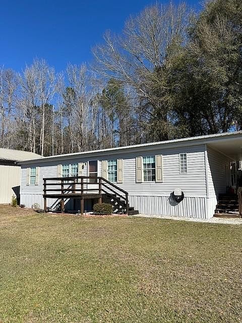 1st image of 348 Comer Loop