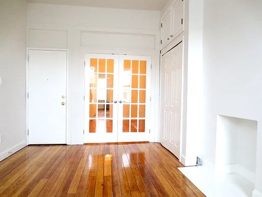 Rented by Sky Real Estate NY | media 21