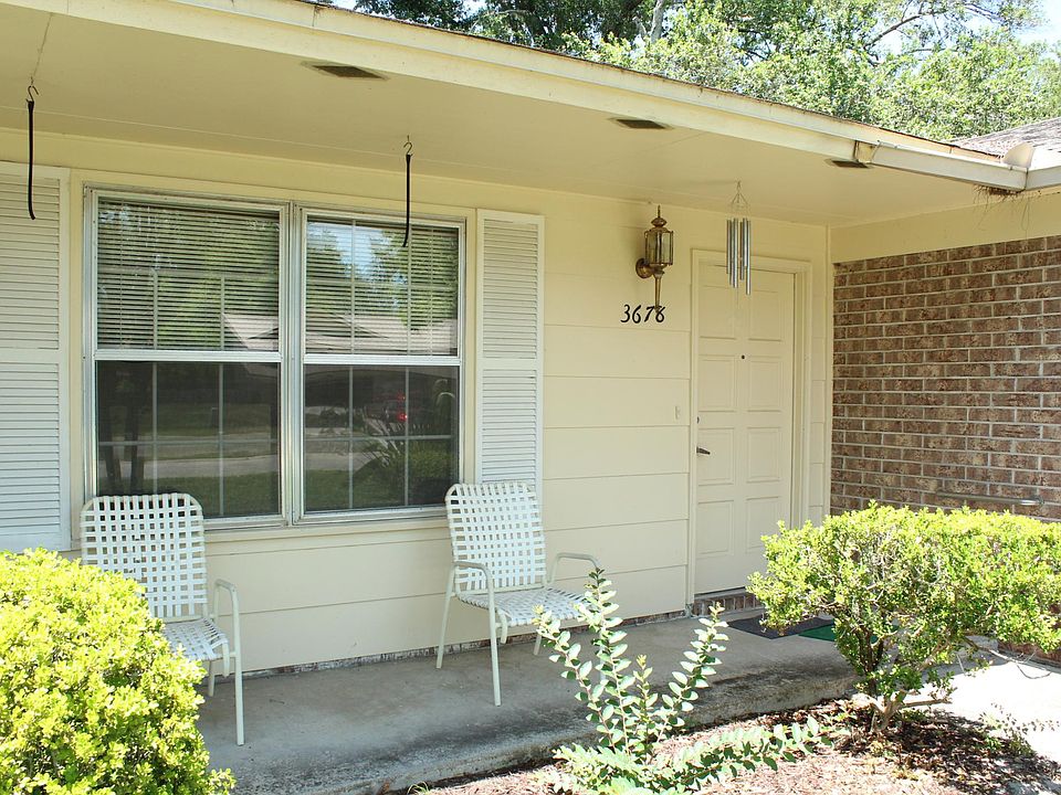 1st image of 3678 Red Oak Cir W