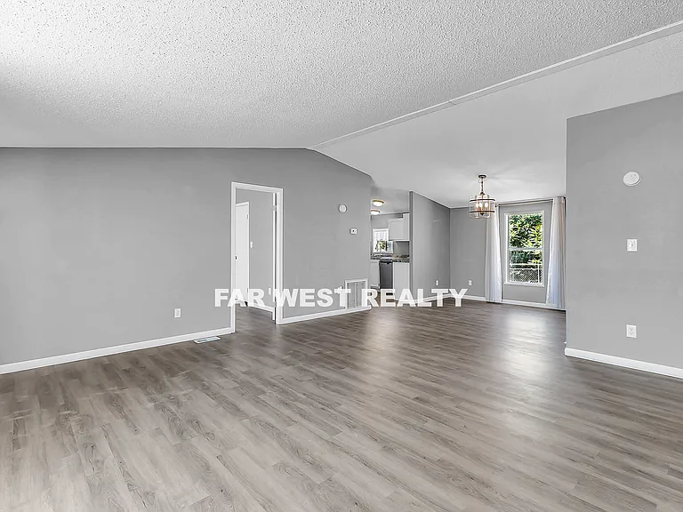 1355 Palo Verde Dr — Photo 5