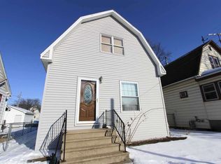 1127 Hawthorne Ave, Waterloo, IA 50702