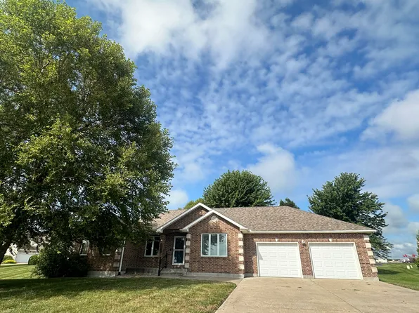 2541 Cypress Dr, Marshall, MO 65340