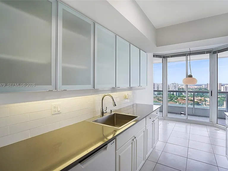 21205 Yacht Club Dr #2604 — Photo 11