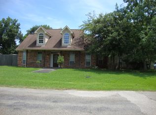 4100 Garfield Ave, Groves, TX 77619