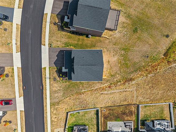 4th image of 519 Blake Dr