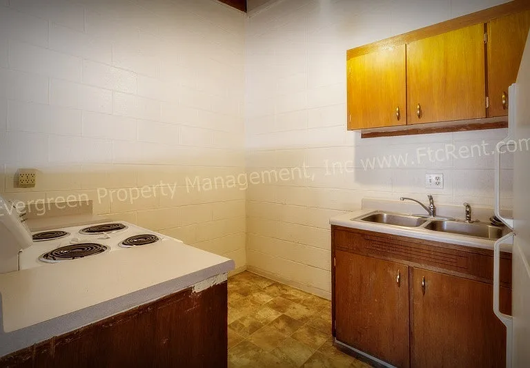 701 Parker St — Photo 25