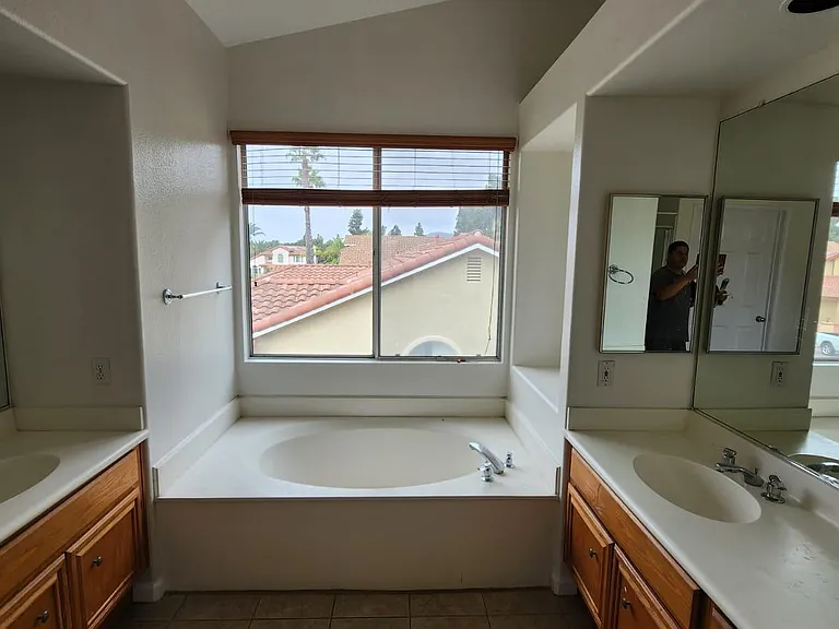 1186 Camino Biscay — Photo 16