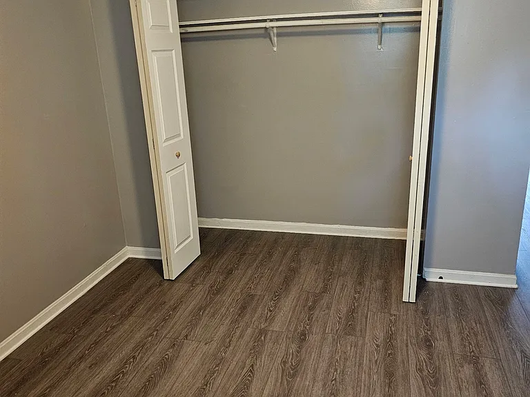 3423 Shanks Ln #5 — Photo 9