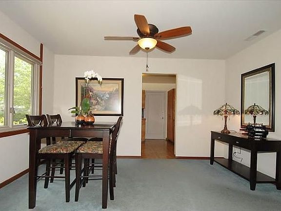 4th image of 1240 Fairview Ave