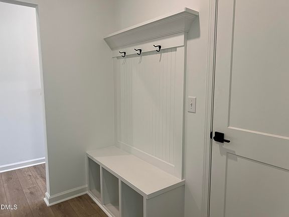 5th image of 4305 Darius Ln #27