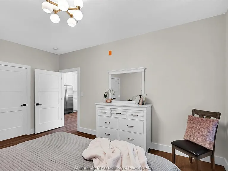 12 Mill St W #214 — Photo 13