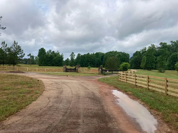 131 Hovi Ln, Hogansville, GA 30230